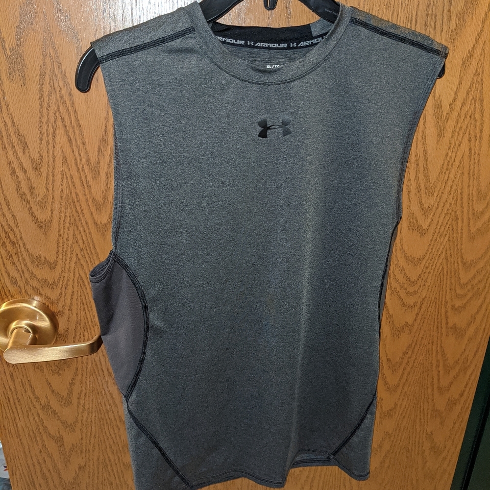 Under Armour heatgear men's tank top gray workout